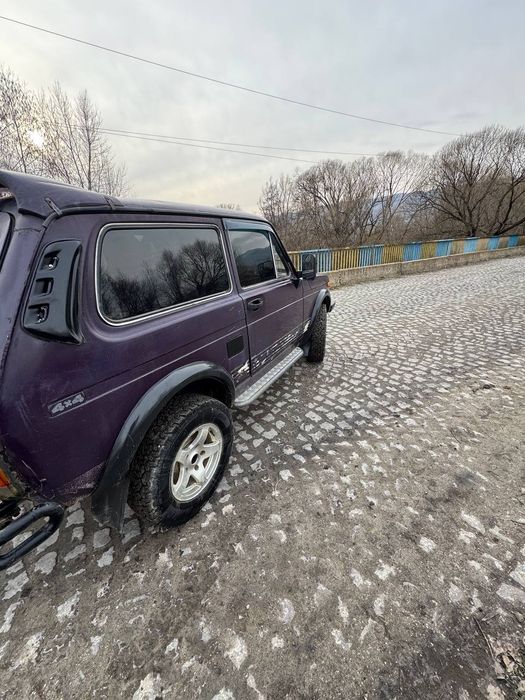 Продам Ниву 21213