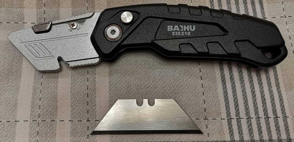 Складной строительный нож BAIHU 030210, мультифункциональный
