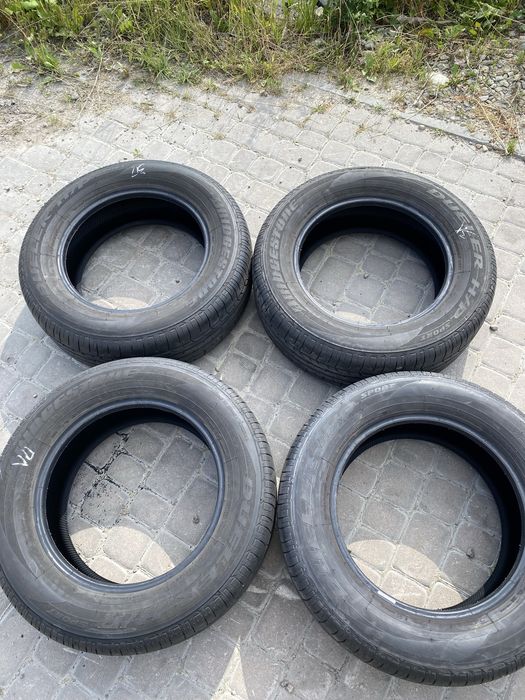 Шини Bridgestone 255/60 r18 майже нові