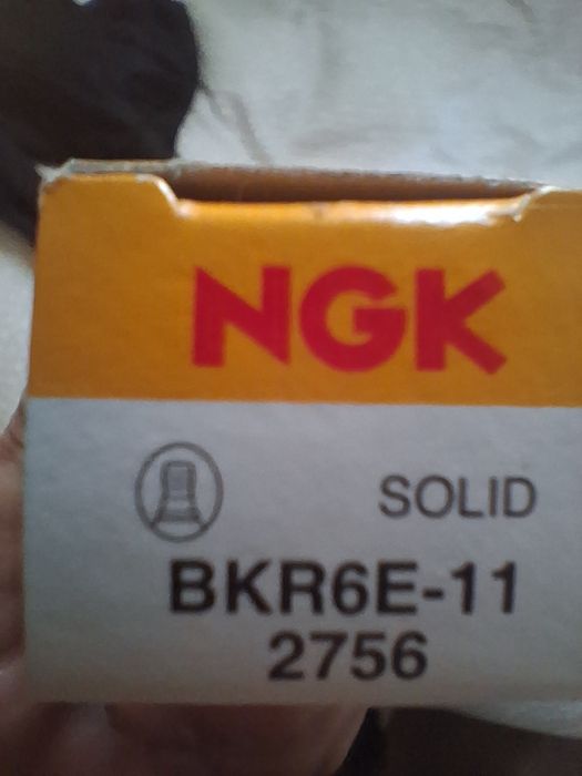 Velas de ignição NGK bkr6e-11.   ( x4)