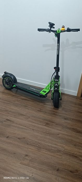 Trotinete ecoxtrem bison