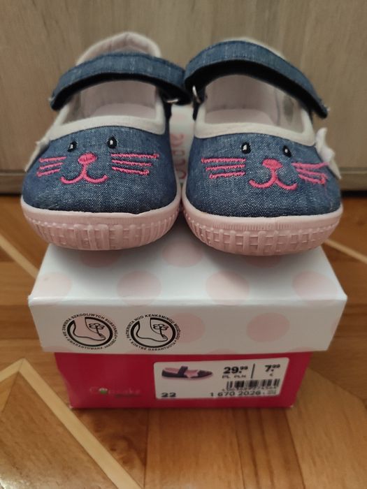Buty balerinki dziewczęce r. 22