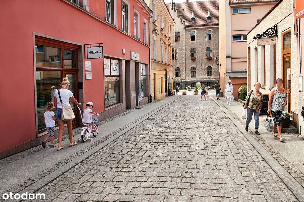 Lokal w ścisłym centrum. Jawor, Rynek.