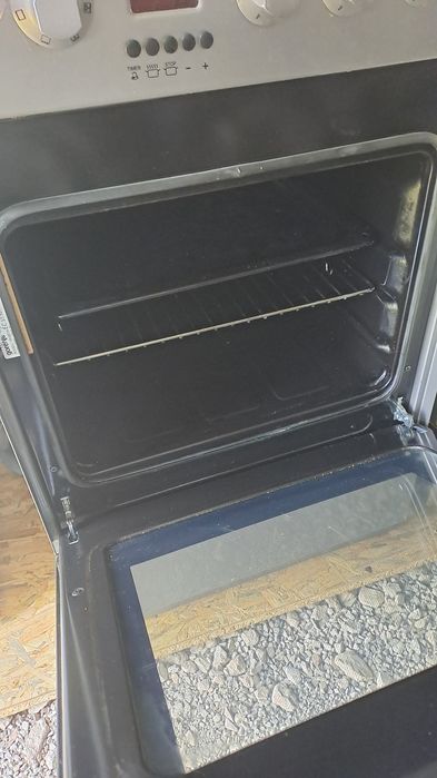 Kuchenka elektryczna piekarnik