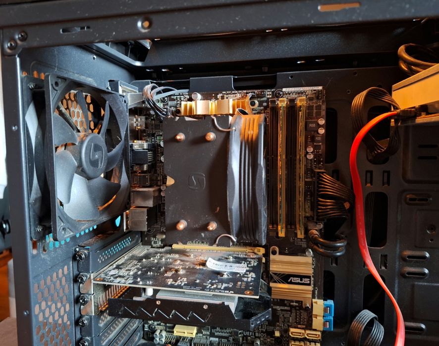 Komputer stacjonarny| Intel i5 | ASUS Z87-C | GTX 750Ti|SSD+HDD