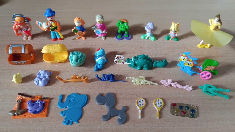 Міні моделі машинок та військової техніки