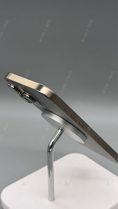 Б/у iPhone 16 Pro Max 256/512/1tb Natural Titanium