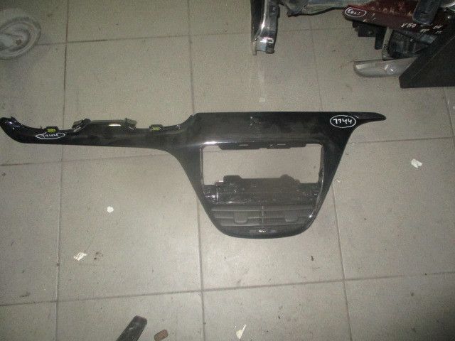 Friso tablier PEUGEOT 208