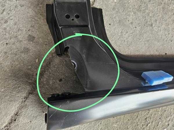 Painel Lateral Esquerdo Peugeot 308 II (13->)