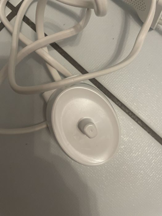 Ładowarka tradycyjna do szczoteczki elektrycznej Oral-B_Braun