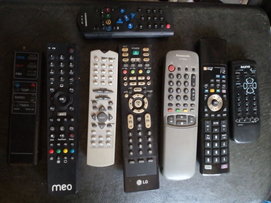 Selling remote controls, various brands64283960016130121