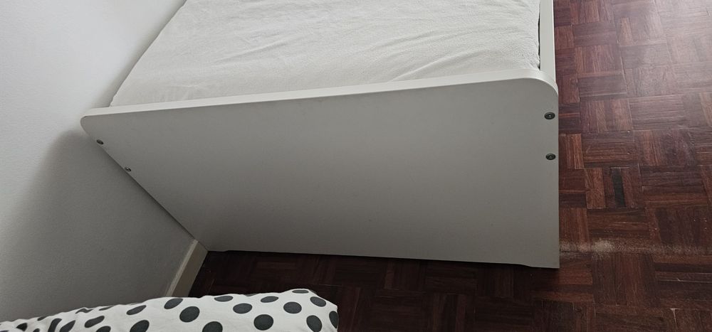 Cama Solteiro Ikea