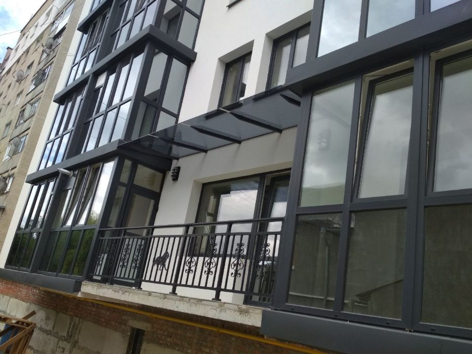 Скляні дашки. Скляні навіси. Дашок зі скла. Стеклянные козырьки.