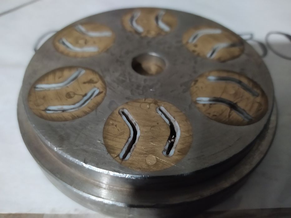 Фильера макаронная матрица + нож.