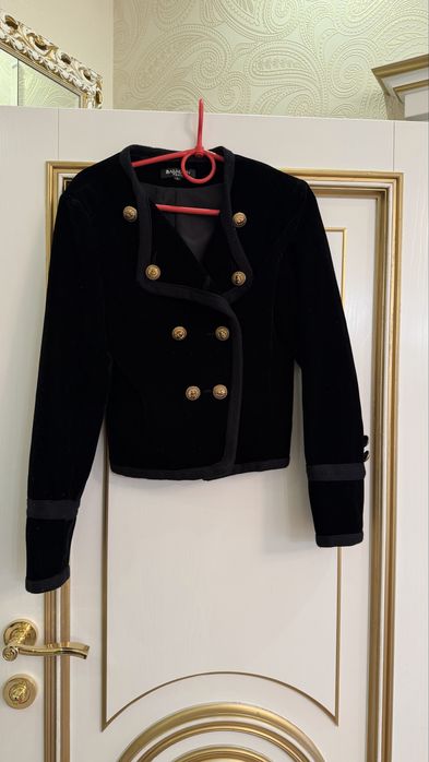 Розкішний жакет Balmain