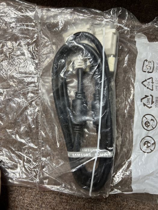 Кабель dvi to dvi Samsung новый!