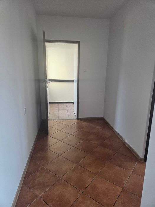Lokal użytkowy 65 m2