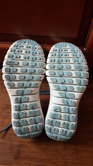 Buty damskie,sneakersy lekkie rozm.38 North the face Oscilate