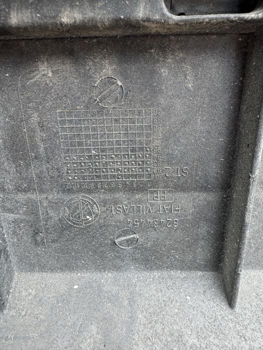 Задний бампер лянча дедра LANCIA DEDRA 835