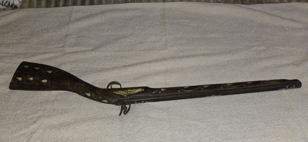 Bogato zdobiony muszkiet Moukhala 85 cm – Kolekcjonerska Replika