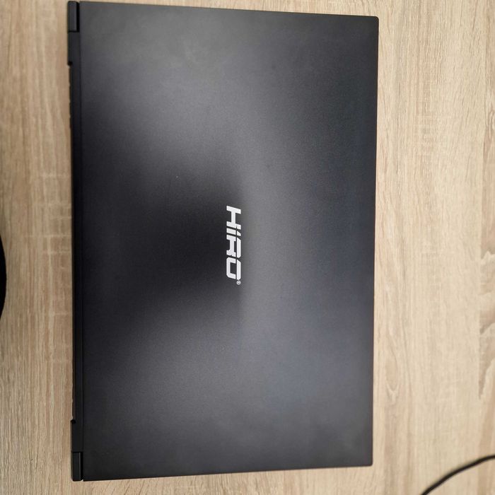 Laptop gamingowy HIRO X770T