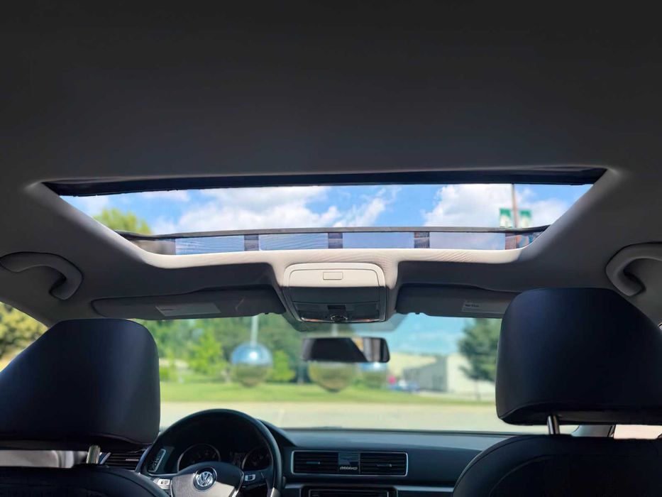 Volkswagen Passat      2018