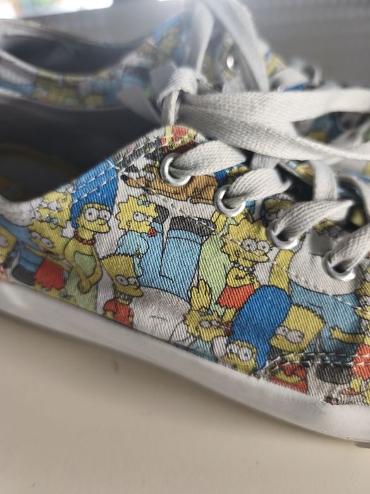 Tênis Simpsons tamanho 40