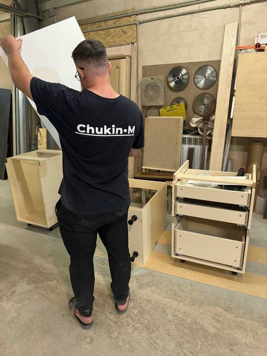 Виготовлення тумб, шаф-купе та інші меблі для передпокою на замовлення