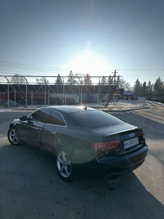 Audi a5 coupe 2010