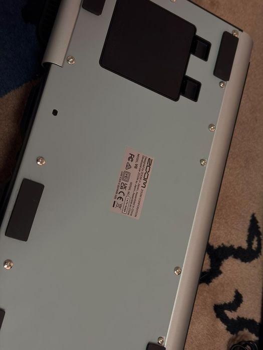 Processador de voz Zoom V6 SP Novo