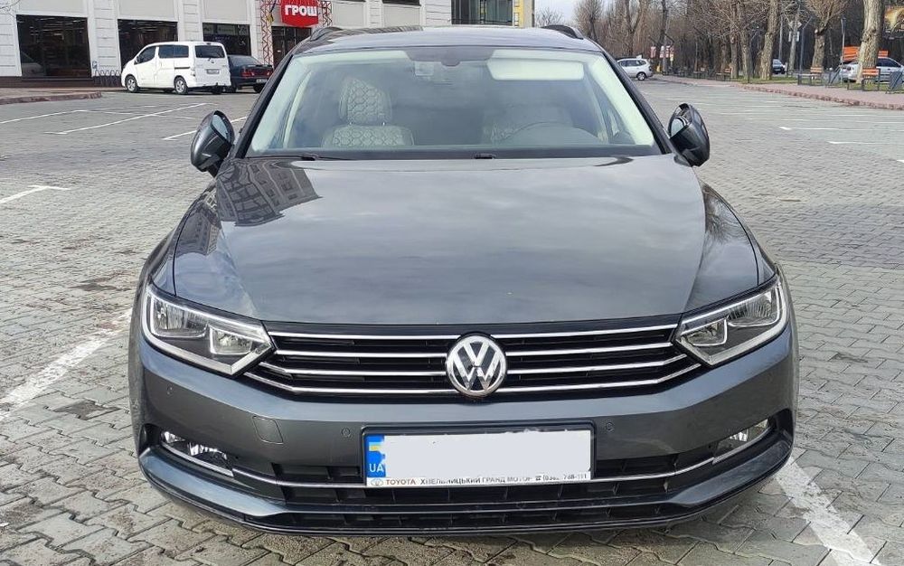 Пасат б8.  Дизель, к. автомат  Стан нового авто, 1 3900дол Терміновий продаж