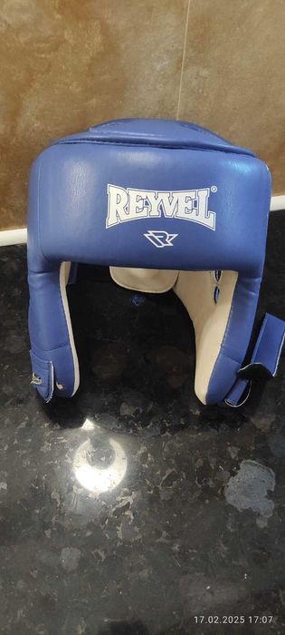 Дитячий боксерський шлем Reyvel