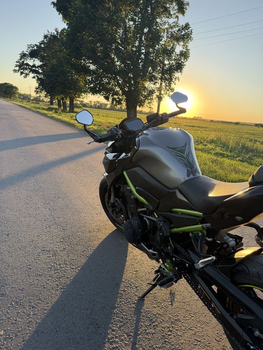 Продам KAWASAKI Z900