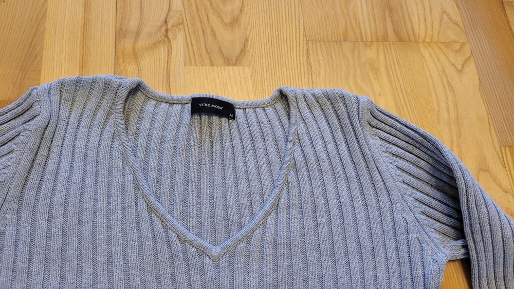 Sweter sweterek damski dekolt w serek Bawełna Vero Moda Rozm. S / M