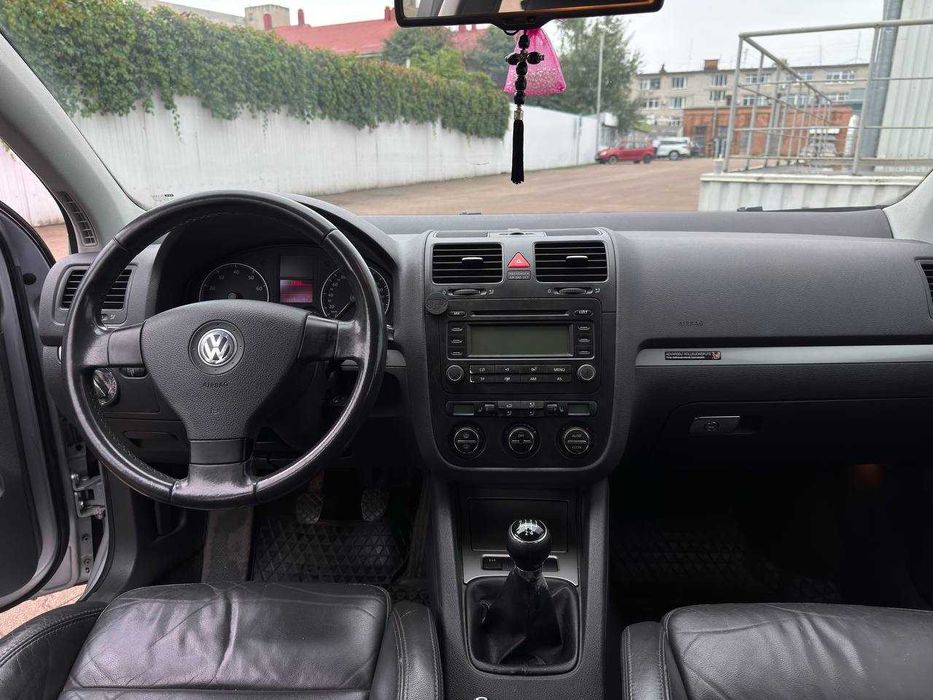 Volkswagen Golf 2005 VIN WVWZZZ1KZ5P077170 фото оголошення 7 з 12