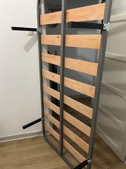 Cama solteiro ( sem colchão)