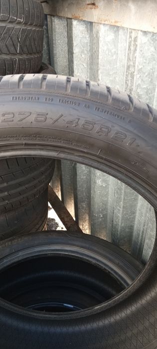 Продам шини пара 275/45R21