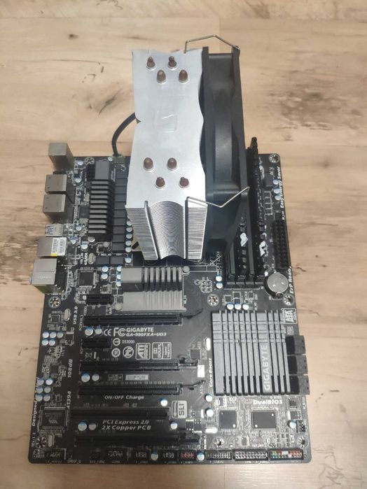 AMD FX8320 + 990FXA + 24GB Ram