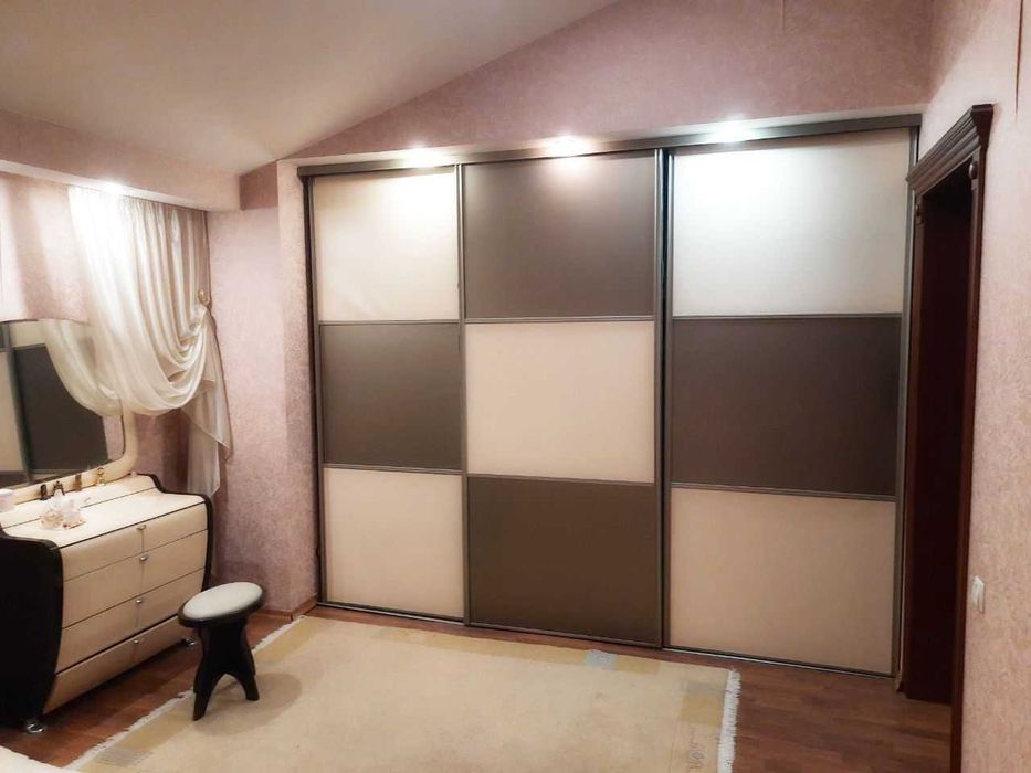 Продам 4к.двухярусн.сталинку,евроремонт,дорогая мебель,ул.Сумская 71