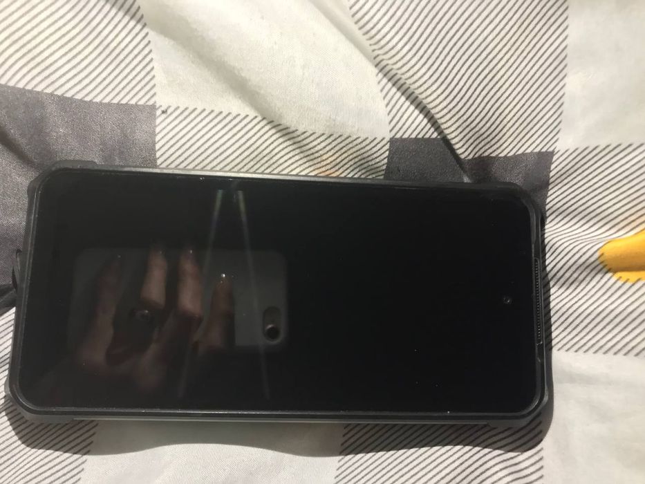 Продам телефон, был в использовании . 
Основные характеристики
Состоян