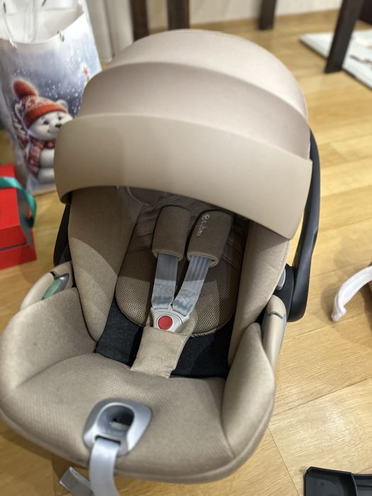 Cybex cloud T i-size plus