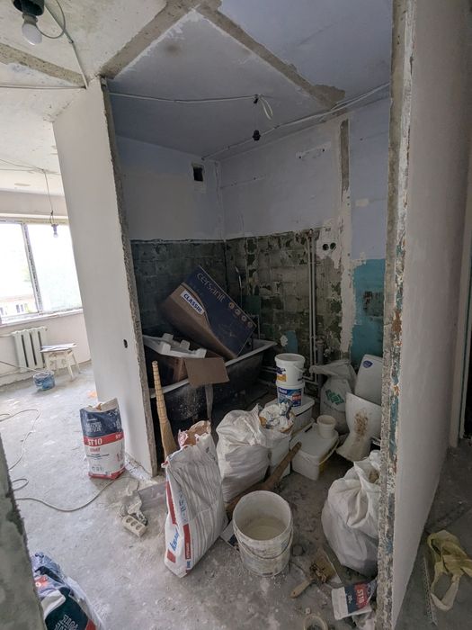 Терміново!  Продаж 2-кімнатни квартири 45,2 м² біля центру