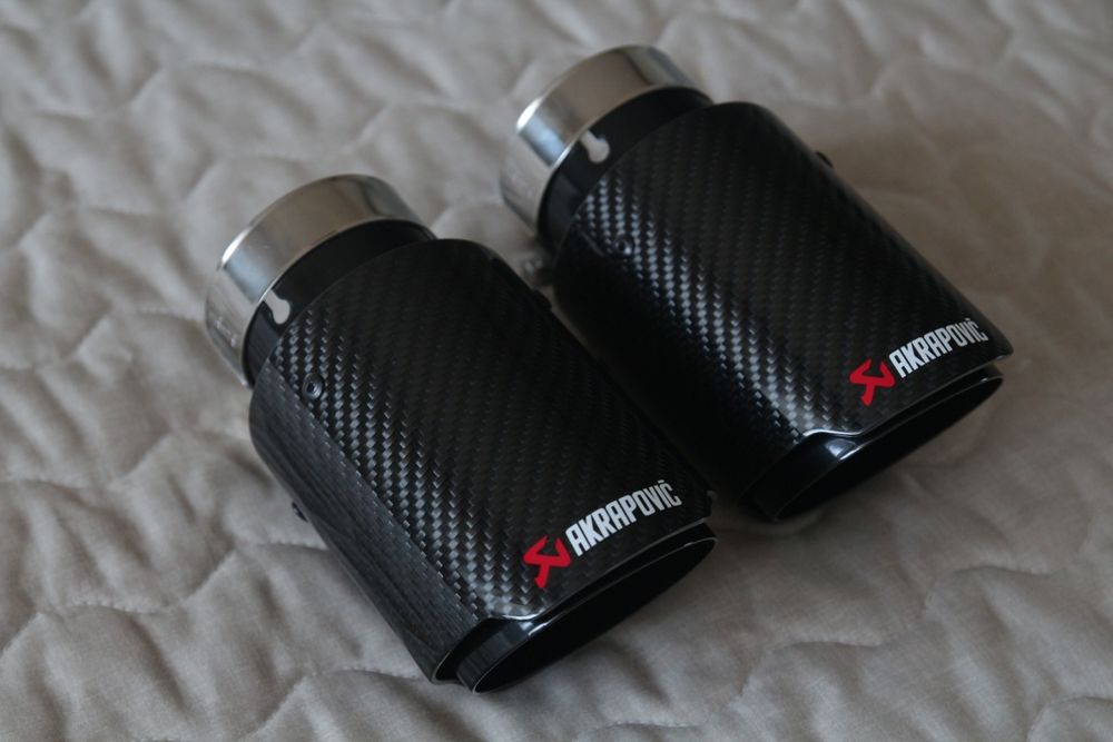 Насадки для вихлопа глушителей карбон нержавейка 76/90/101мм Akrapovic