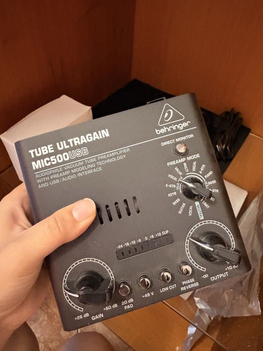 Kit gravacao interface + microfone behringer + suporte de micro