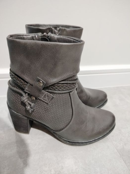 Botki ocieplane r. 35