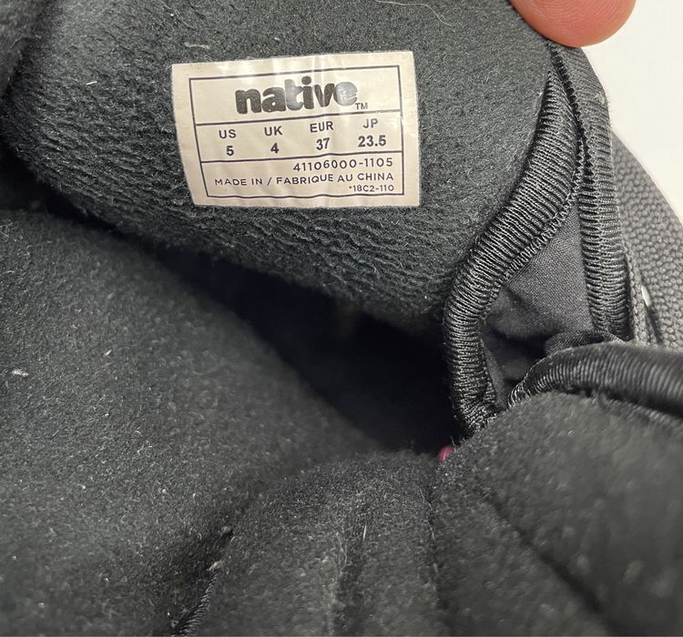 Native Chamonix жіночі зимові чоботи взуття чорні