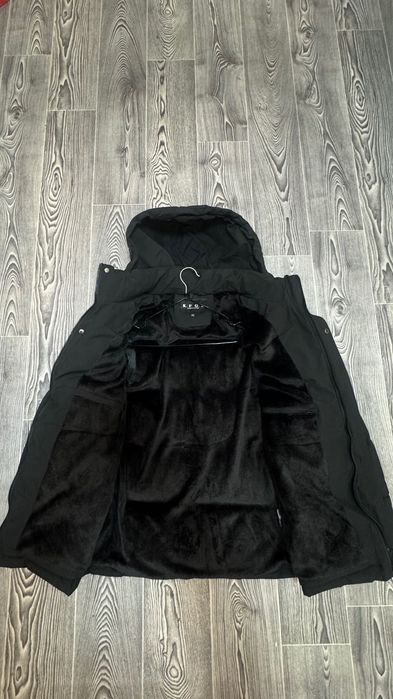 Нова зимова куртка чоловіча