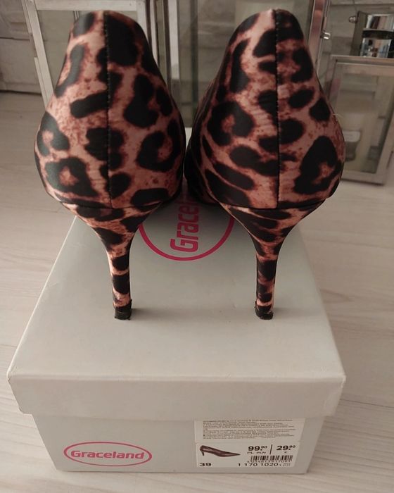 Buty na obcasie panterka Graceland e 39