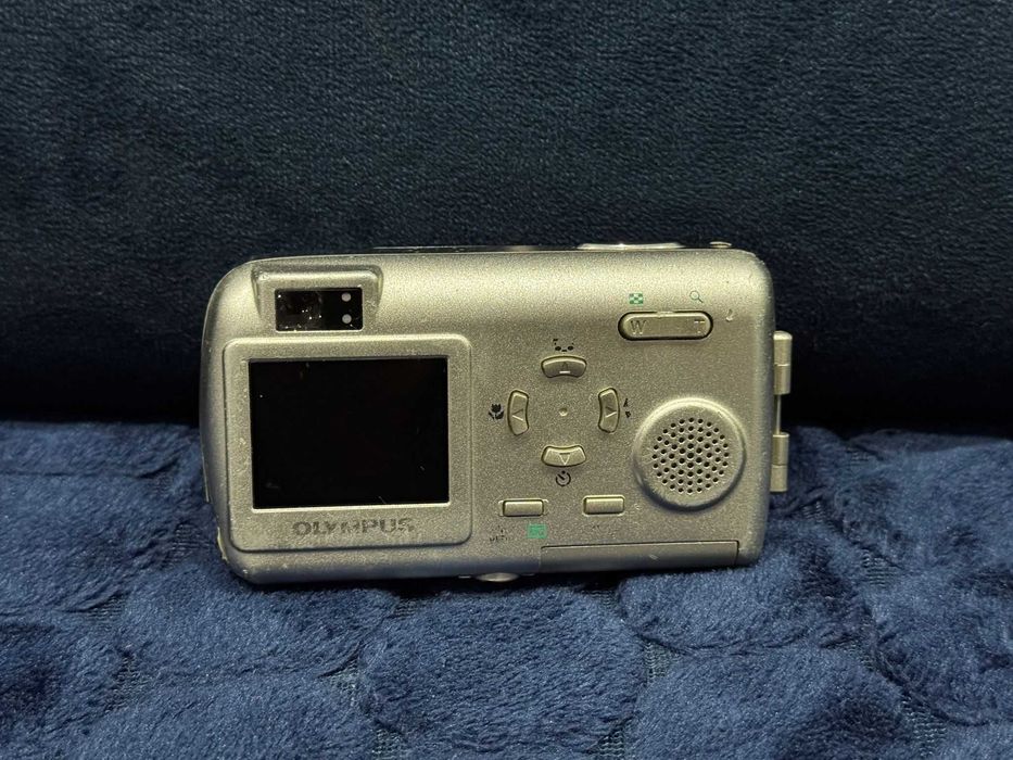 Kompaktowy Aparat cyfrowy Olympus Mju 410 Digital + bateria