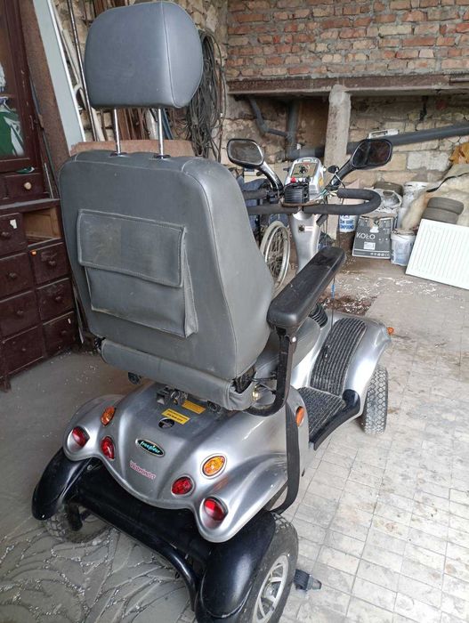 Електроскутер чотиреколісний FREERIDER